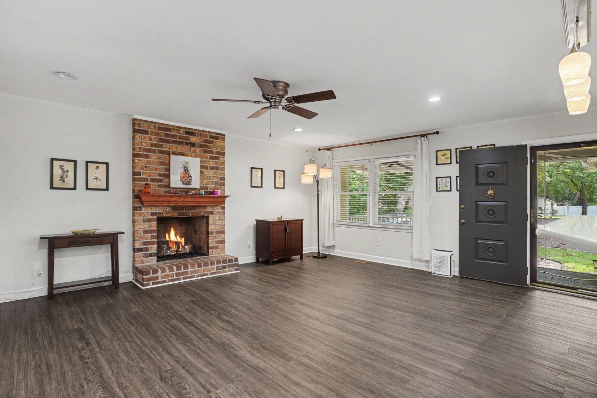 6303 Porcher Dr. Photo 5