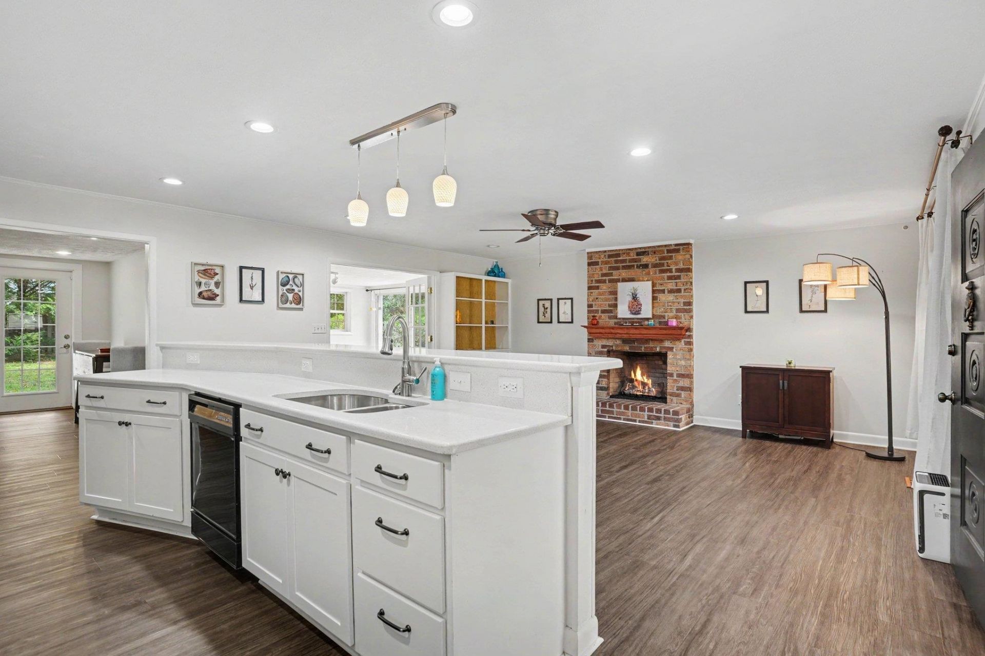 6303 Porcher Dr. Photo 9