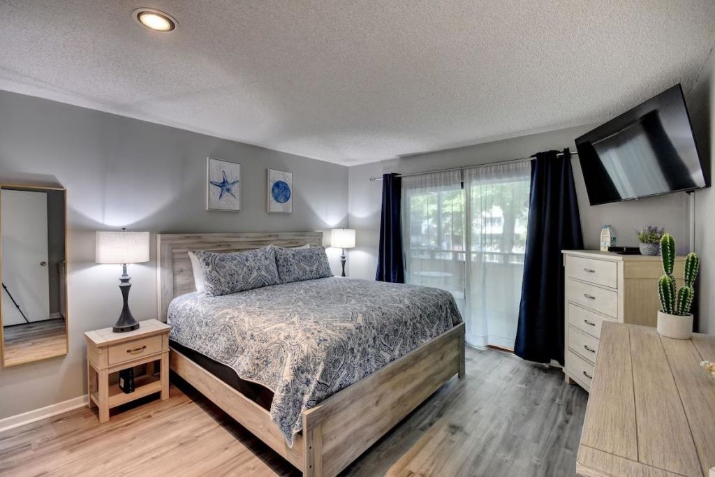 250 Maison Dr. Photo 12