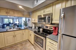 250 Maison Dr. photo 4