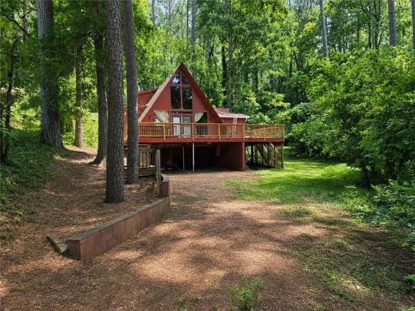 1600 Loch Lomond Trail SW, Atlanta, GA 30331