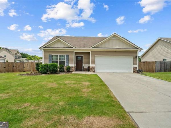 207 Heritage Drive, Calhoun, GA 30701