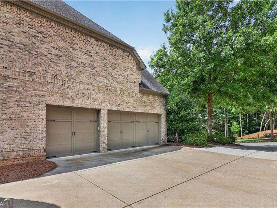 Property Image 64