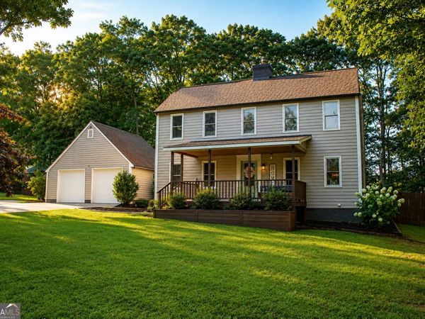 425 Pecan Circle, Forsyth, GA 31029