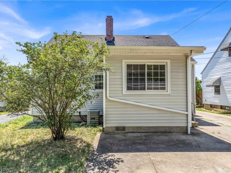 13305 Shady Oak Boulevard, Garfield Heights, OH 44125 Photo 22