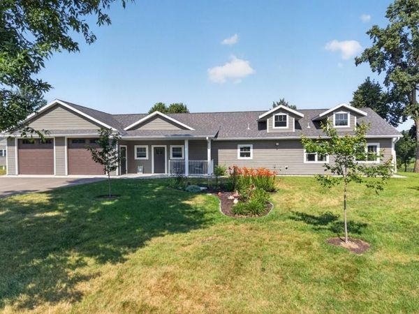 34081 390th Street, Dent, MN 56528