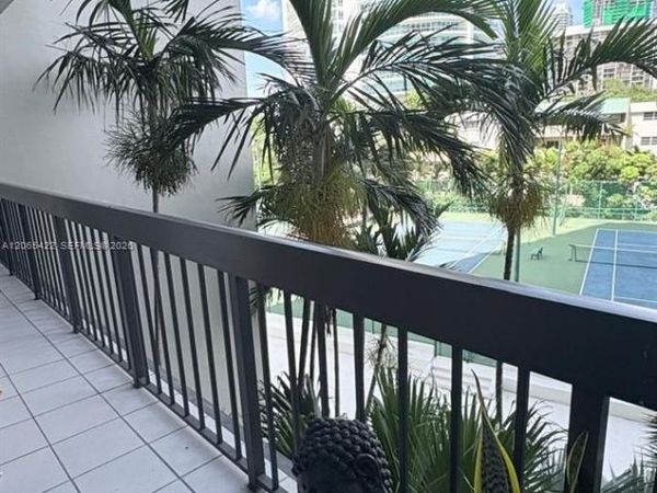 2333 Brickell Ave , Unit 315, Miami, FL 33129