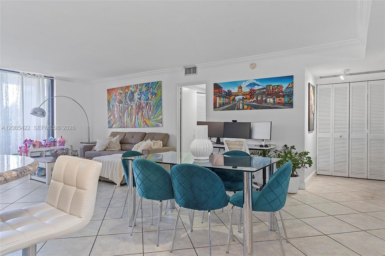2333 Brickell Ave , Unit 315, Miami, FL 33129 Photo