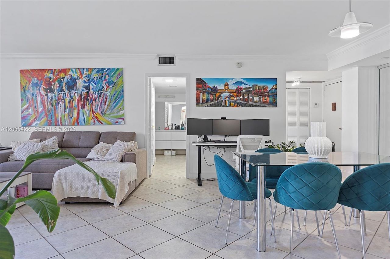 2333 Brickell Ave , Unit 315, Miami, FL 33129 Photo