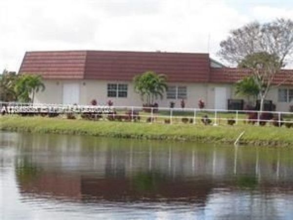 20310 NE 2nd Ave, Unit 5, Miami Gardens, FL 33179