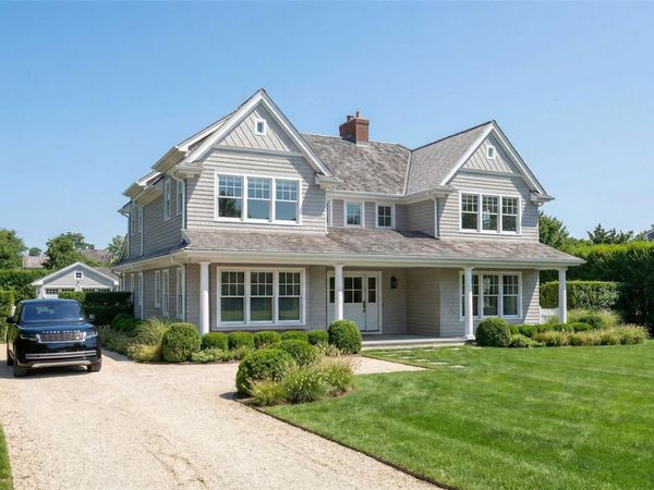 84 Corrigan Street , Southampton, NY 11968