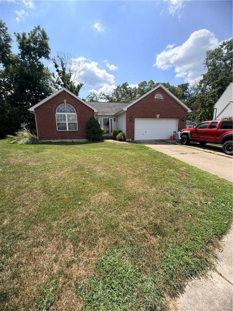 281 Clearbrook Drive, Franklin, OH 45005 Main Photo