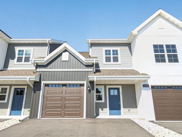 1675 Reigle DRIVE, Unit 4, Kewaskum, WI 53040