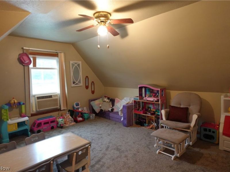 517 Walden Avenue, Tiltonsville, OH 43963 Photo 25