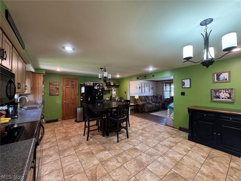 517 Walden Avenue, Tiltonsville, OH 43963 Photo 7
