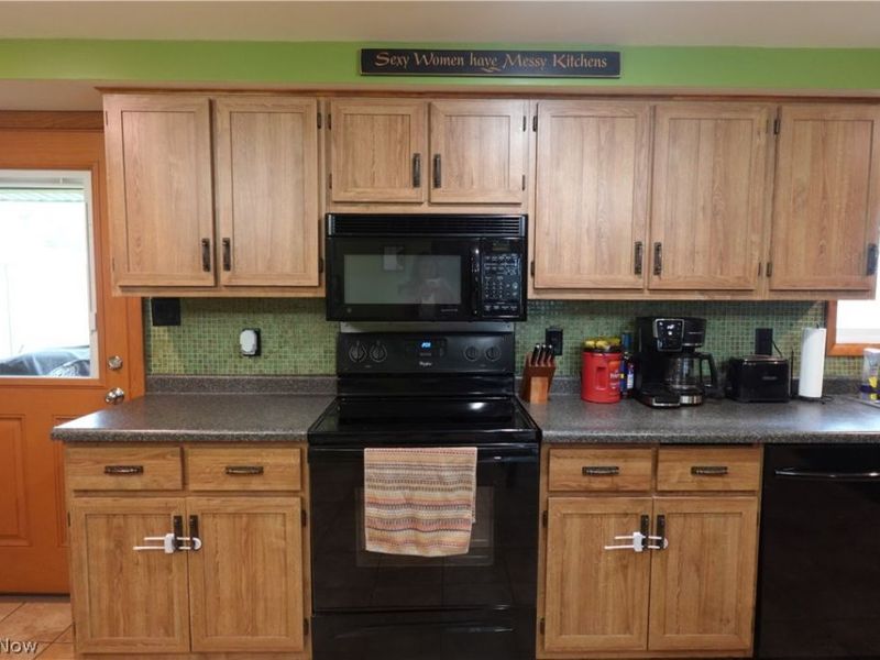 517 Walden Avenue, Tiltonsville, OH 43963 Photo 9