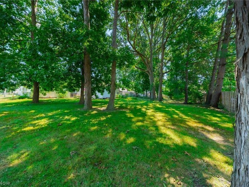 572 Woodmere Drive, Berea, OH 44017 Photo 37