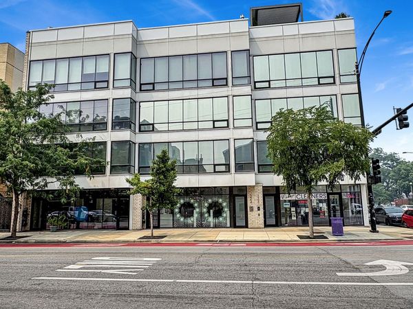1404 W Chicago Avenue , Unit 4, Chicago, IL 60642