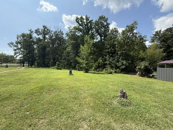 8096 Old Route 13 , Marion, IL 62959