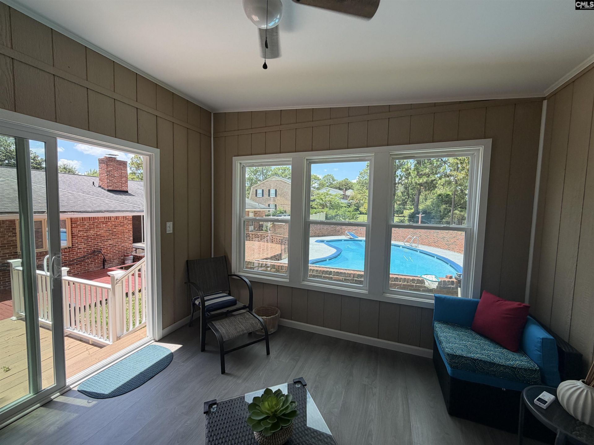 213 Park Shore Drive W Photo 15