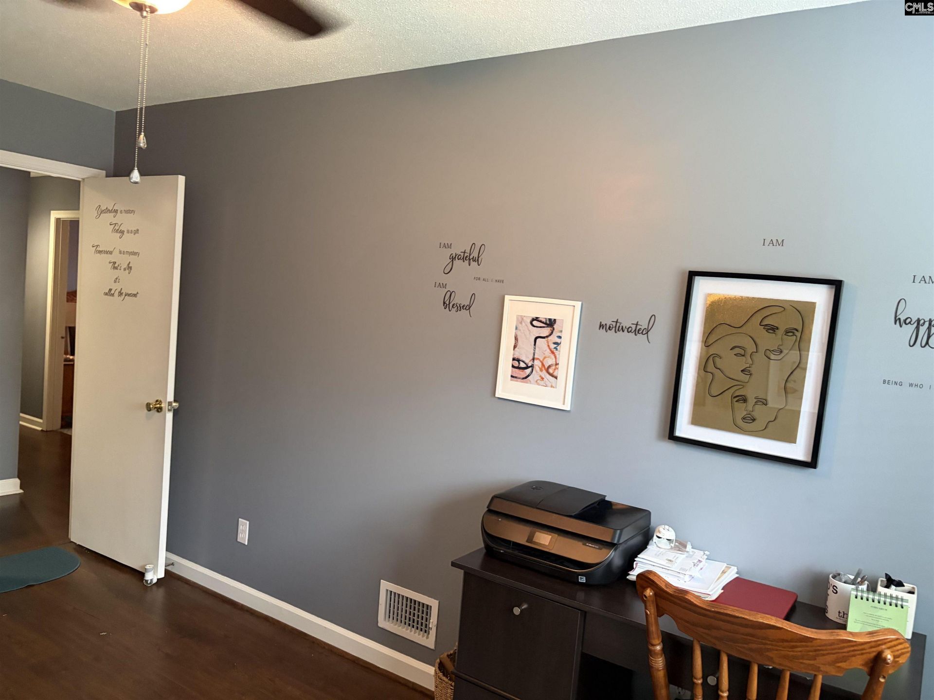 213 Park Shore Drive W Photo 21