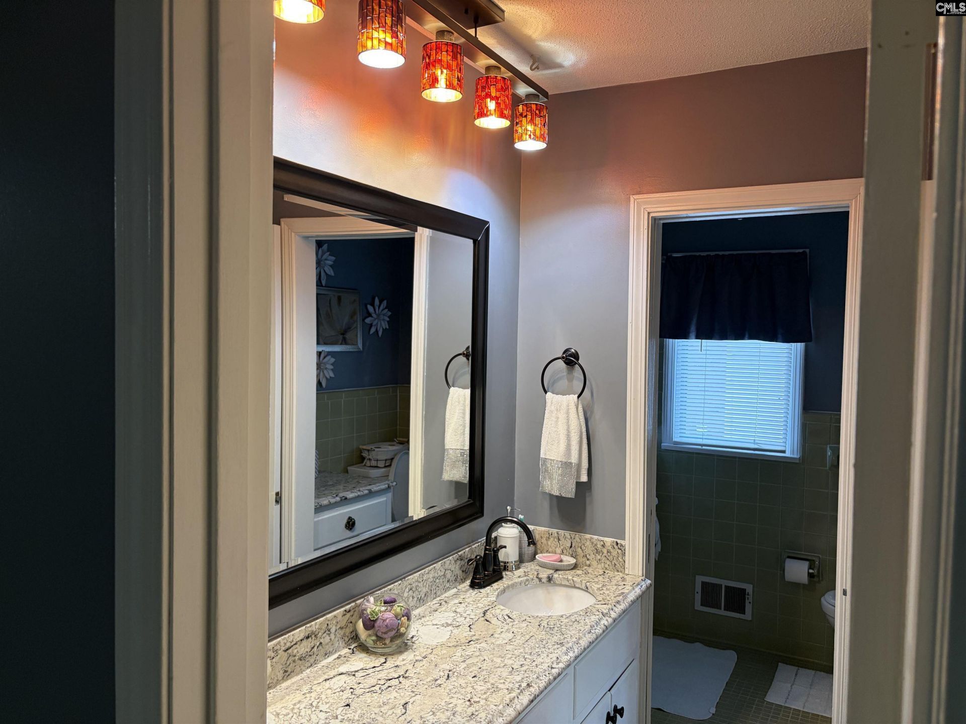 213 Park Shore Drive W Photo 24