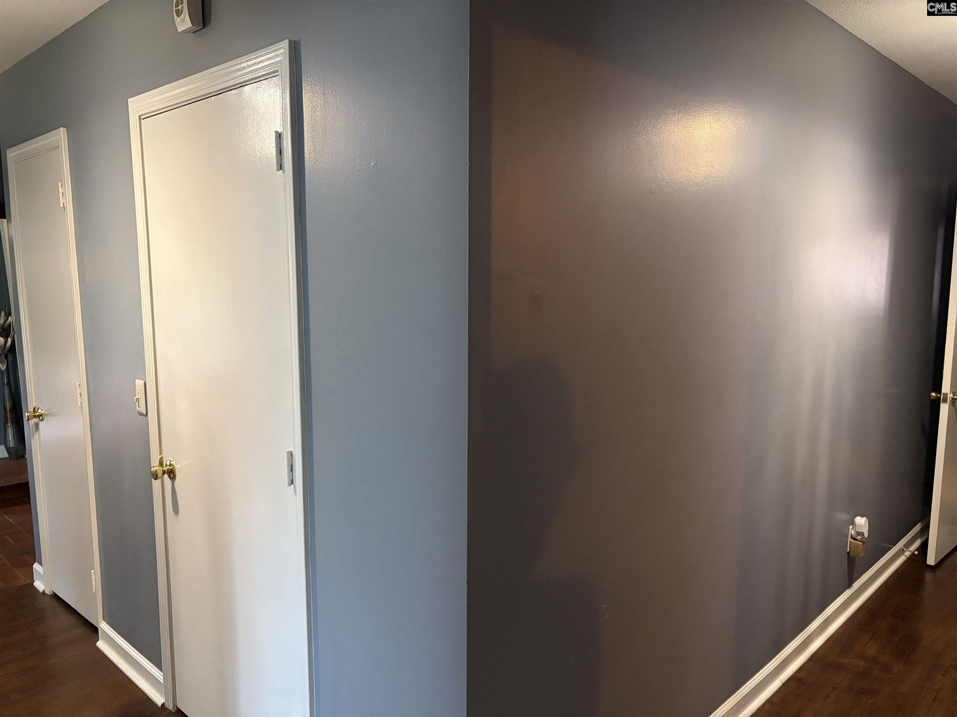 213 Park Shore Drive W Photo 27