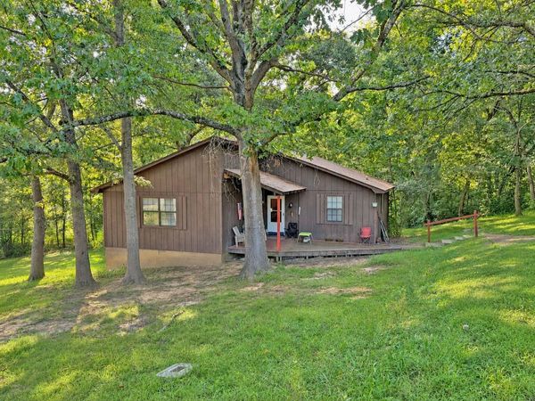 546 FLORENCE AVE, Selmer, TN 38375