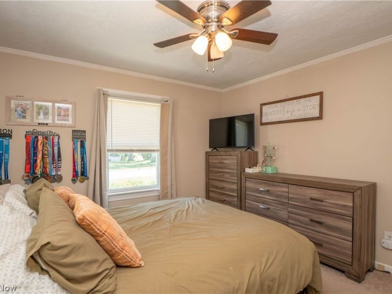 1041 Orchard Avenue NE, North Canton, OH 44720 Photo 14