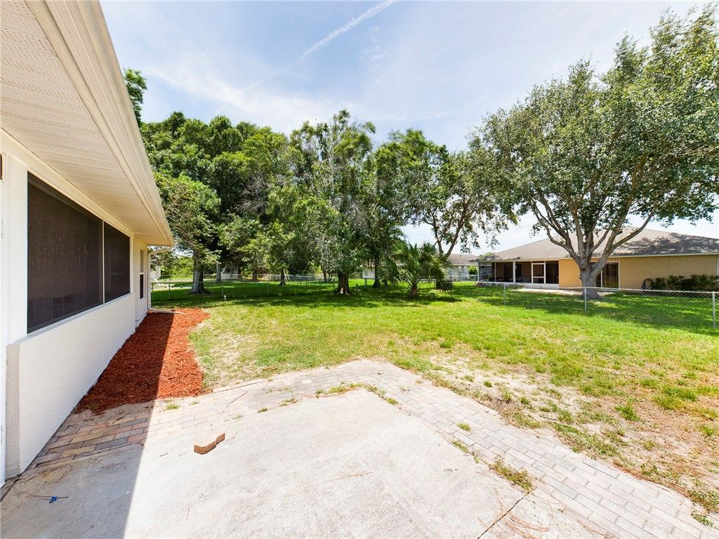 135 Bristol Street, Sebastian, FL 32958 Photo