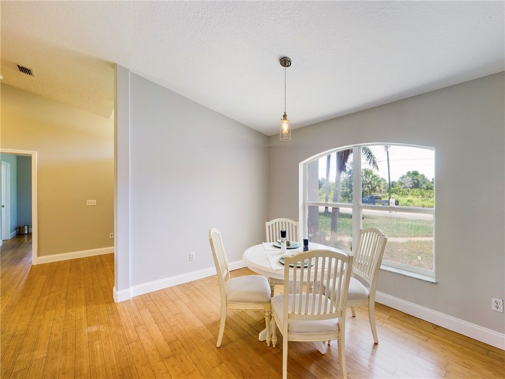 135 Bristol Street, Sebastian, FL 32958 Photo