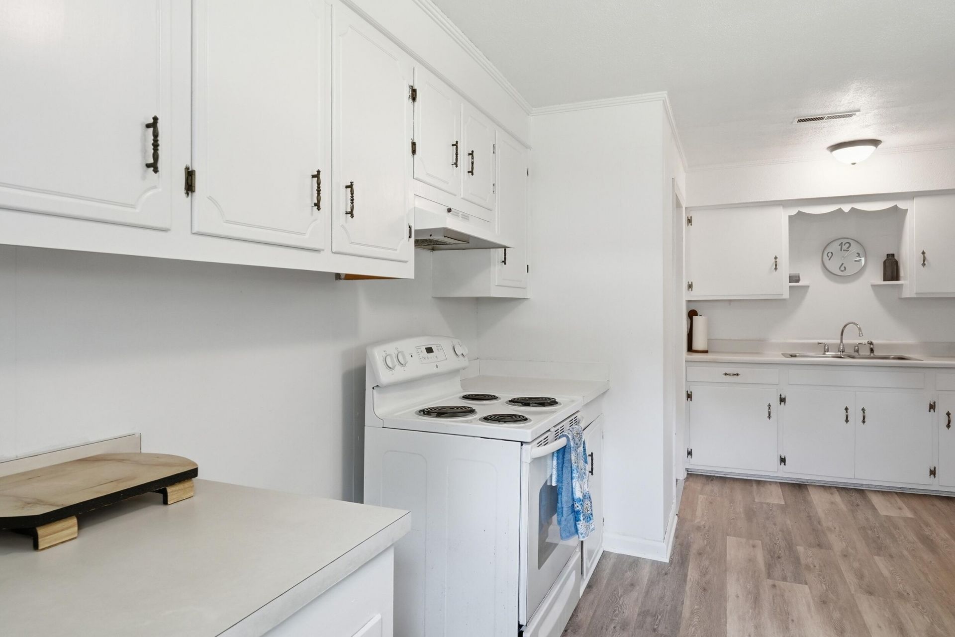 1002 Poplar Photo 15