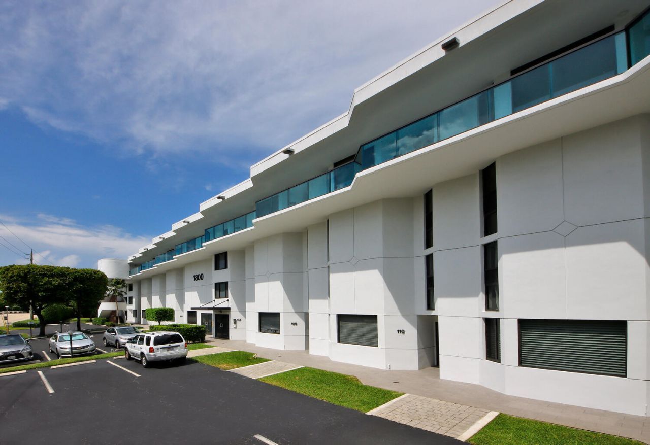 1800 S Ocean Drive, Unit 406, Fort Lauderdale, FL 33316 Photo
