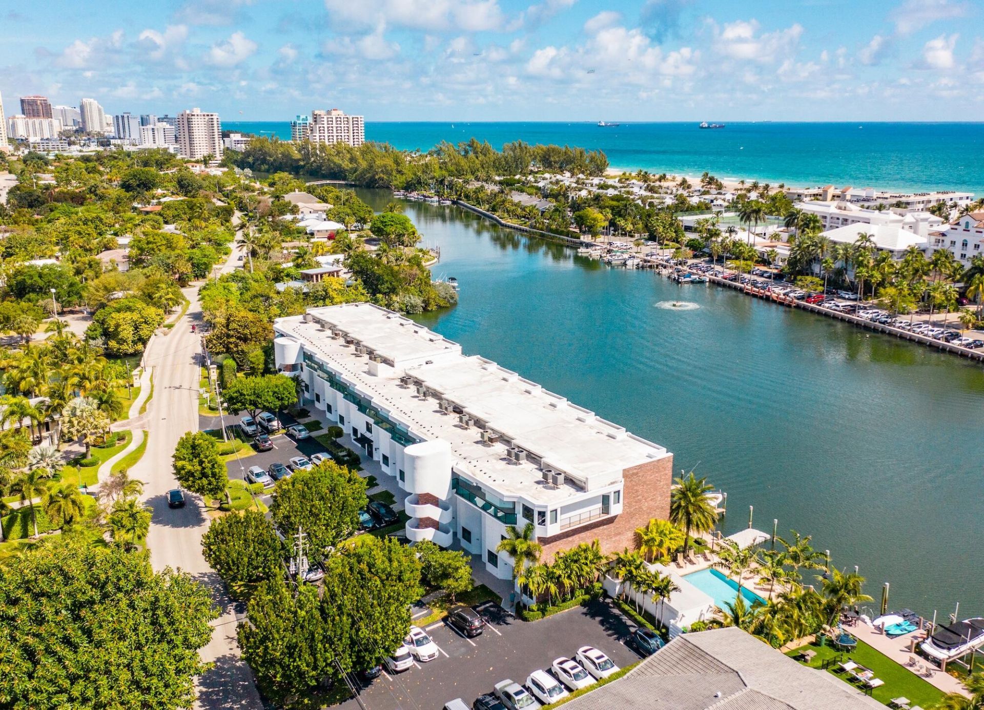1800 S Ocean Drive, Unit 406, Fort Lauderdale, FL 33316 Photo