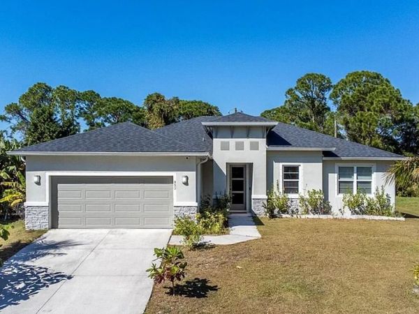 951 SARETA Street SE, Palm Bay, FL 32909