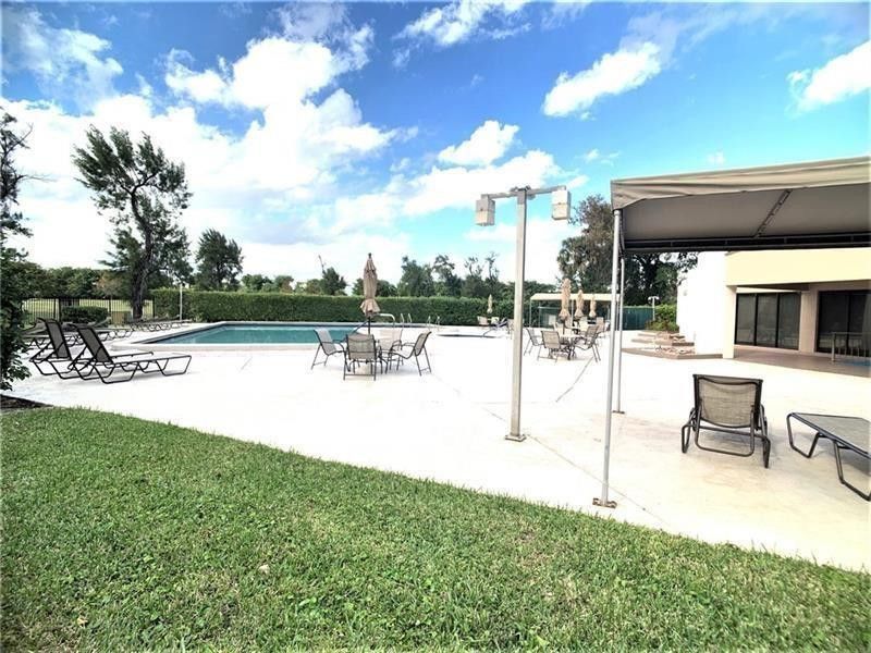 8360 Sands Point Boulevard, Unit G210, Tamarac, FL 33321 Photo
