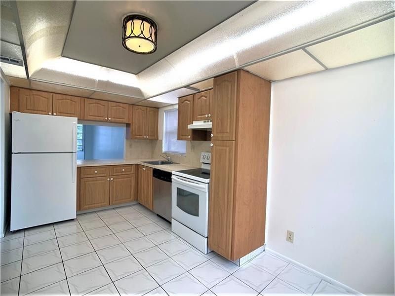 8360 Sands Point Boulevard, Unit G210, Tamarac, FL 33321 Photo