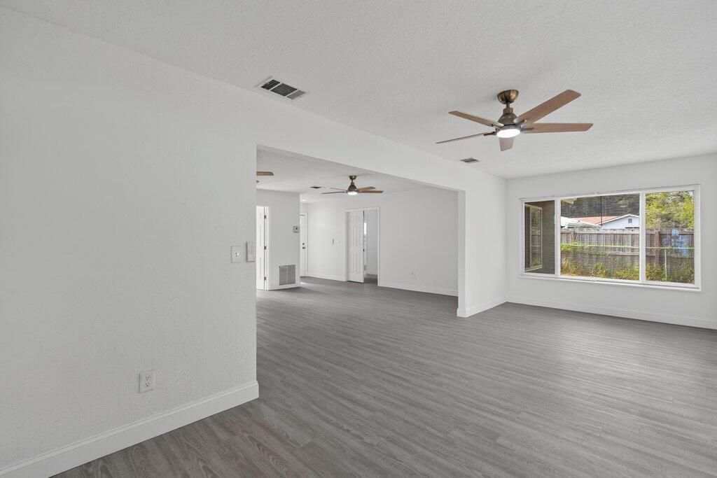 302 SW Kentwood Road, Port Saint Lucie, FL 34953 Photo