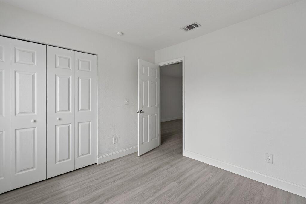 302 SW Kentwood Road, Port Saint Lucie, FL 34953 Photo