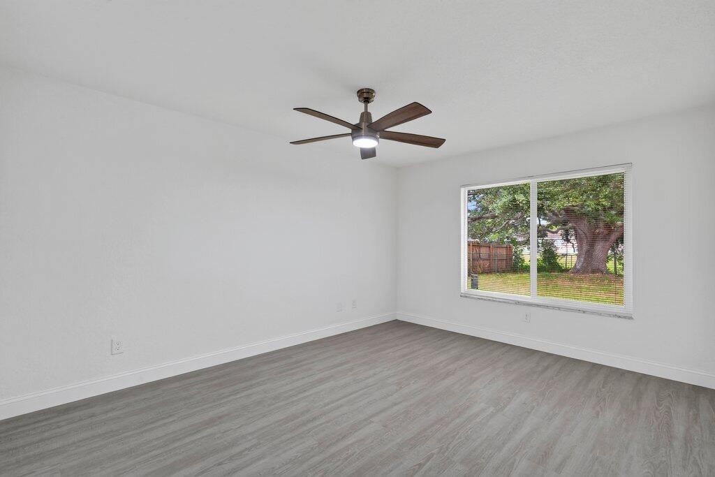 302 SW Kentwood Road, Port Saint Lucie, FL 34953 Photo