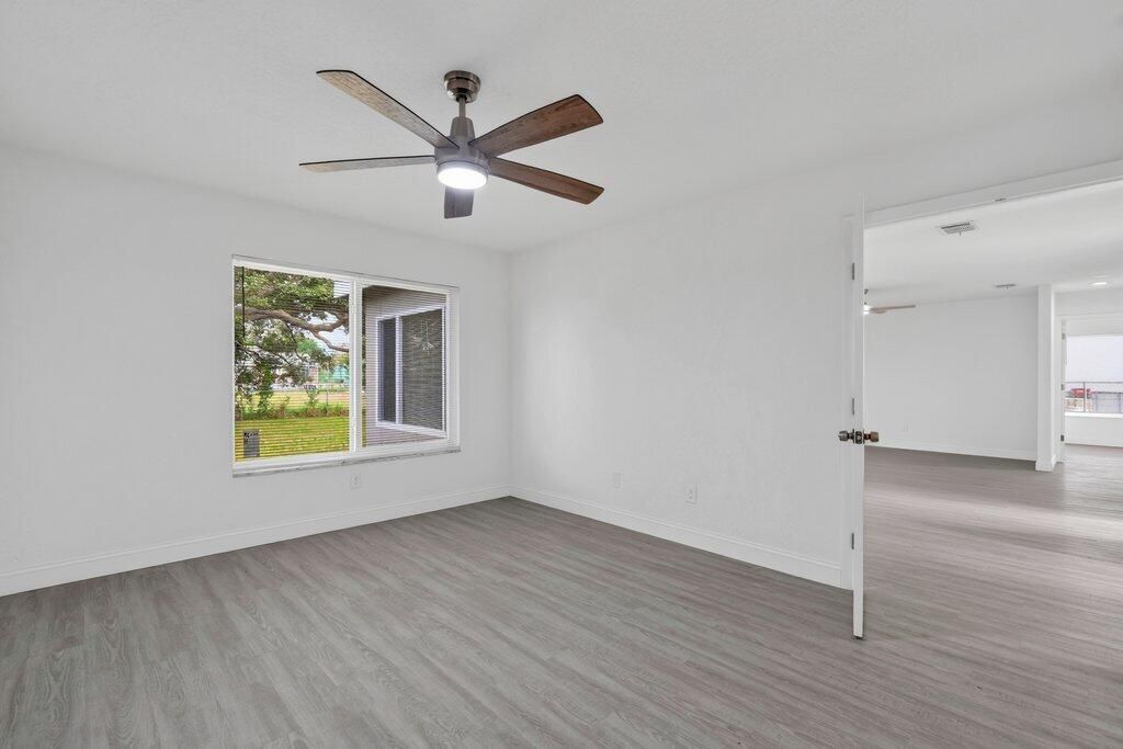 302 SW Kentwood Road, Port Saint Lucie, FL 34953 Photo