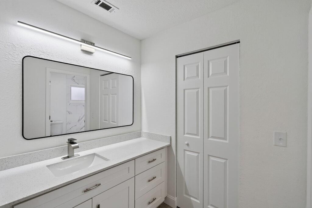 302 SW Kentwood Road, Port Saint Lucie, FL 34953 Photo