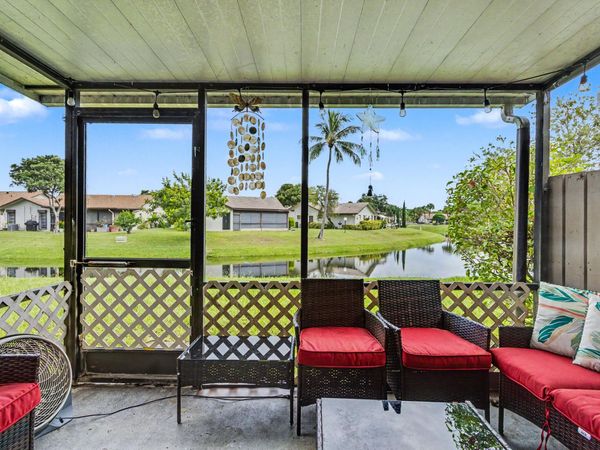 2269 DISCOVERY Circle W, Deerfield Beach, FL 33442