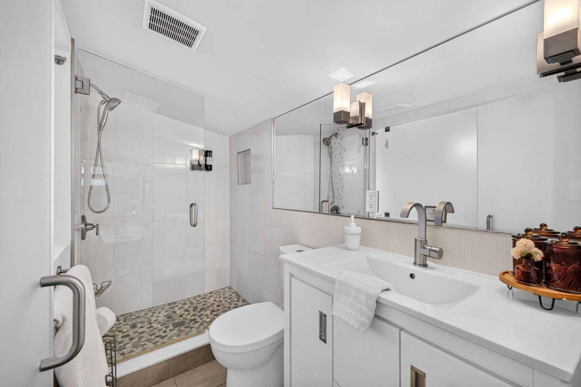 118 NE 16th Place, Fort Lauderdale, FL 33305 Photo