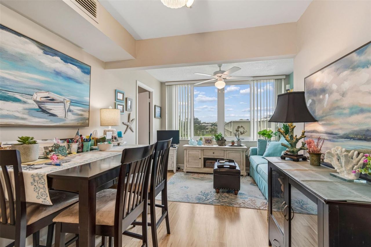 4885 1st St Ne, Unit 307, Saint Petersburg, FL 33703 Photo