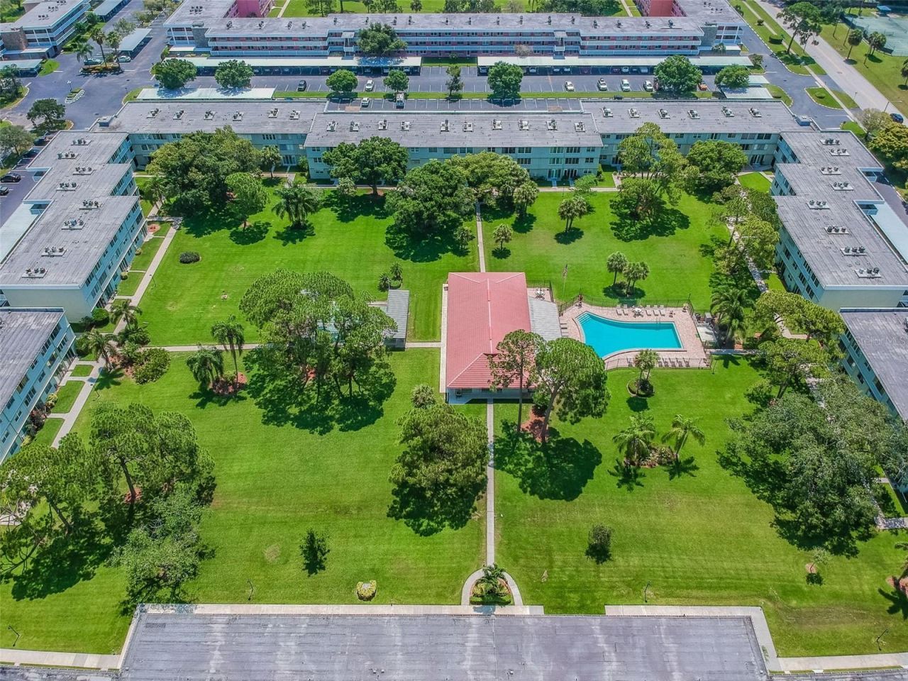 4885 1st St Ne, Unit 307, Saint Petersburg, FL 33703 Photo