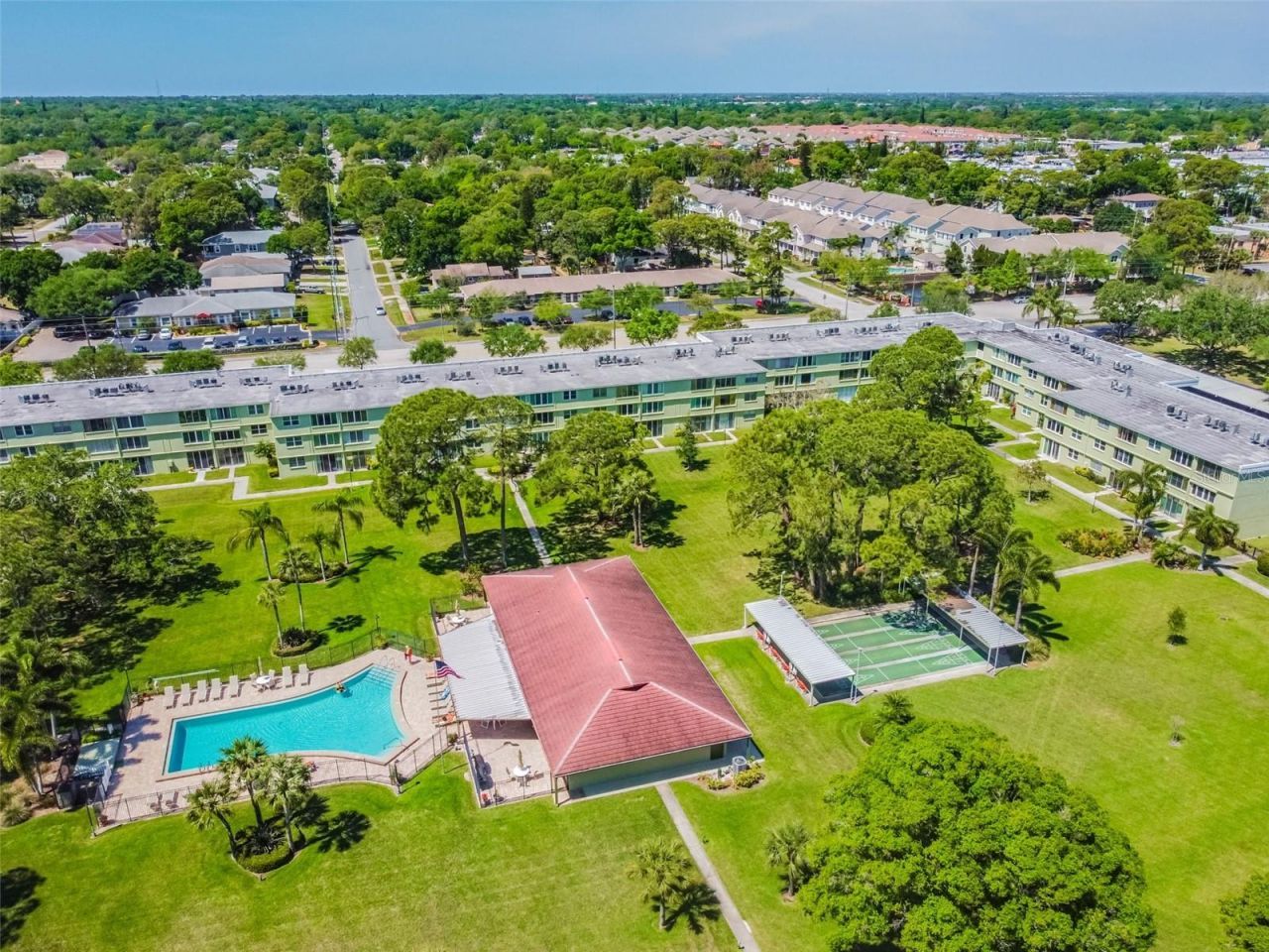4885 1st St Ne, Unit 307, Saint Petersburg, FL 33703 Photo