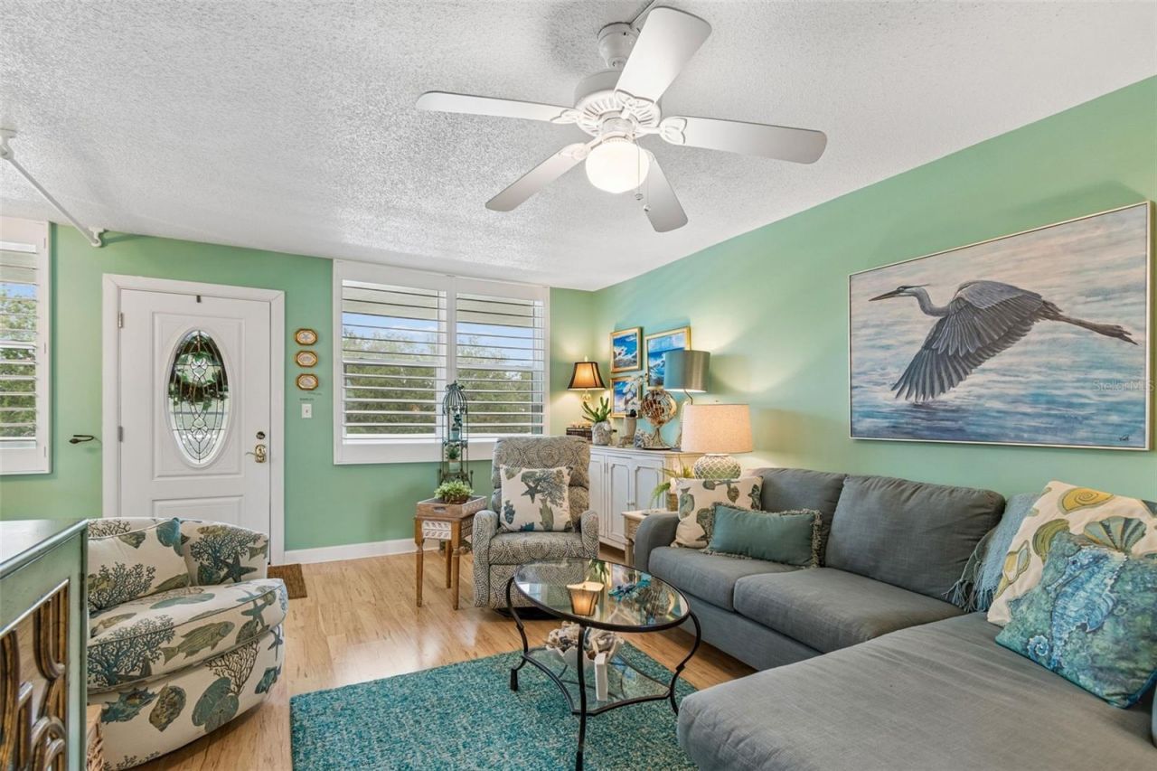 4885 1st St Ne, Unit 307, Saint Petersburg, FL 33703 Photo
