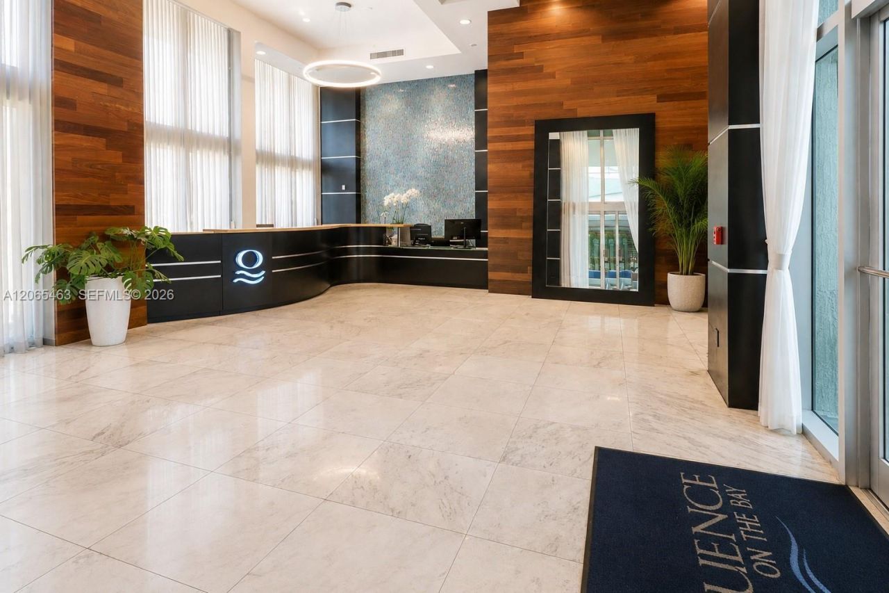 7930 East Dr , Unit 1007, North Bay Village, FL 33141 Photo