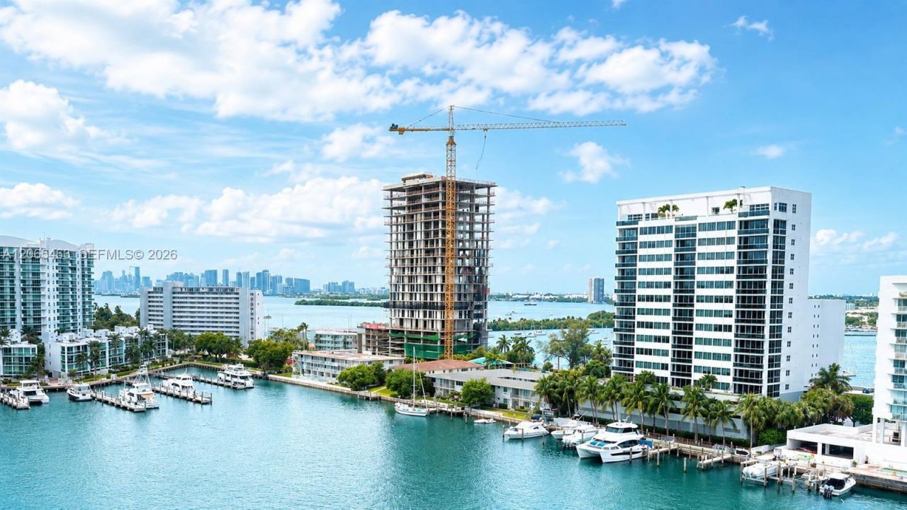 7930 East Dr , Unit 1007, North Bay Village, FL 33141 Photo